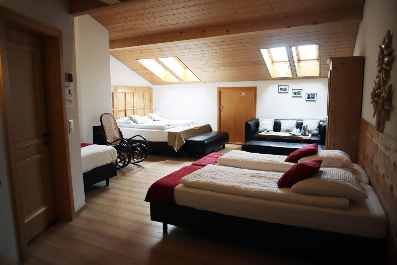 גרוייר Gruyere Rooms מראה חיצוני תמונה