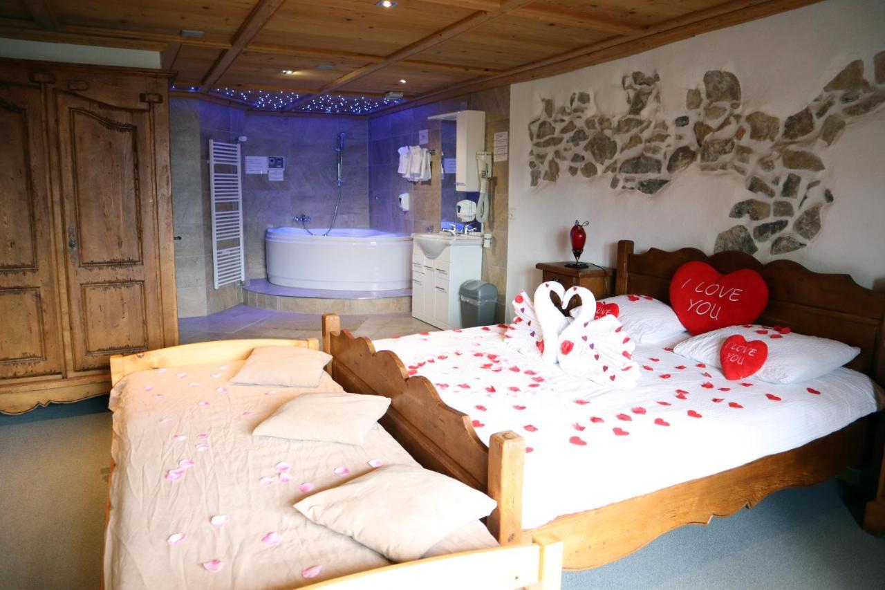 גרוייר Gruyere Rooms מראה חיצוני תמונה