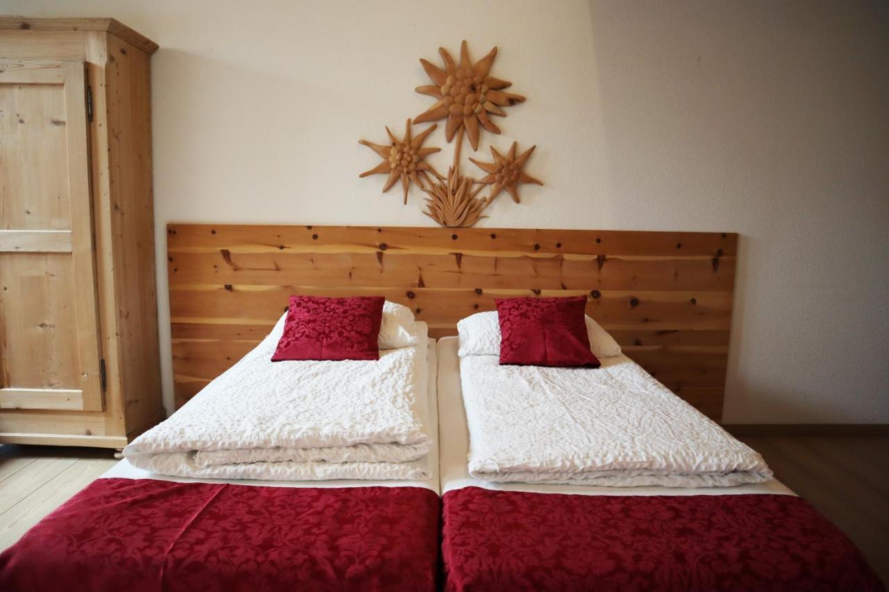 גרוייר Gruyere Rooms מראה חיצוני תמונה