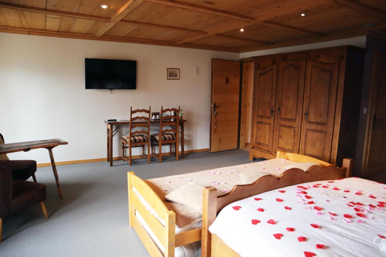 גרוייר Gruyere Rooms מראה חיצוני תמונה